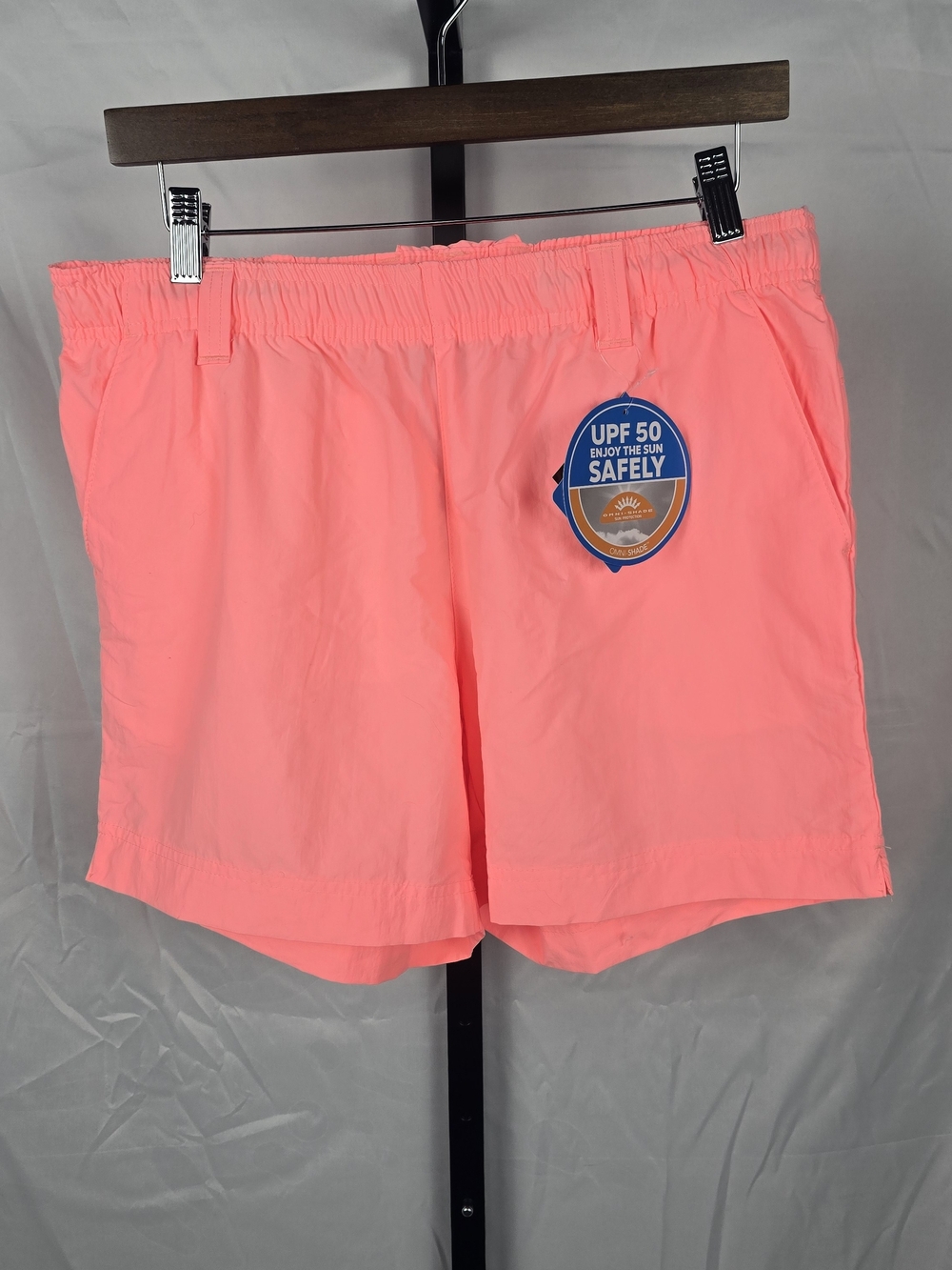 NWT Columbia Backcast Water Short Size Medium